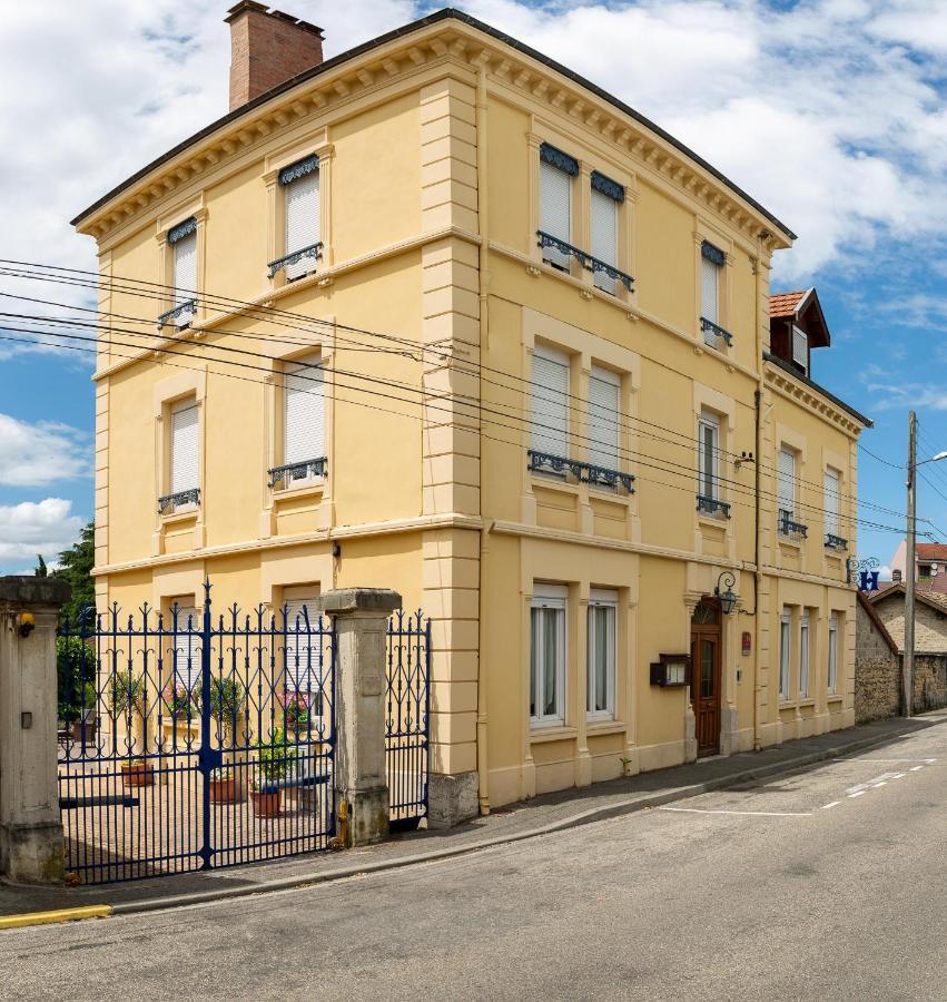 Hotel Des Dauphins Бургуэн Экстерьер фото