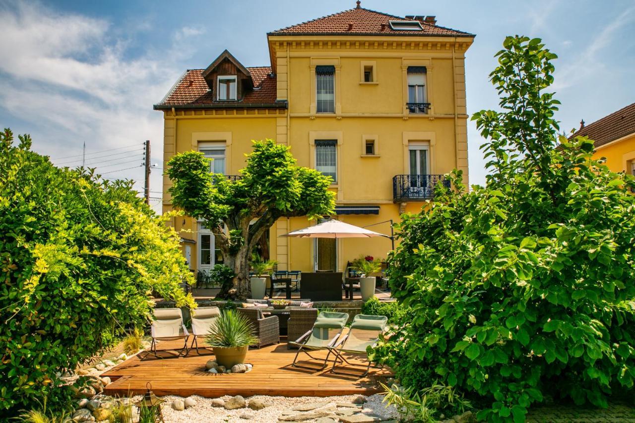 Hotel Des Dauphins Бургуэн Экстерьер фото