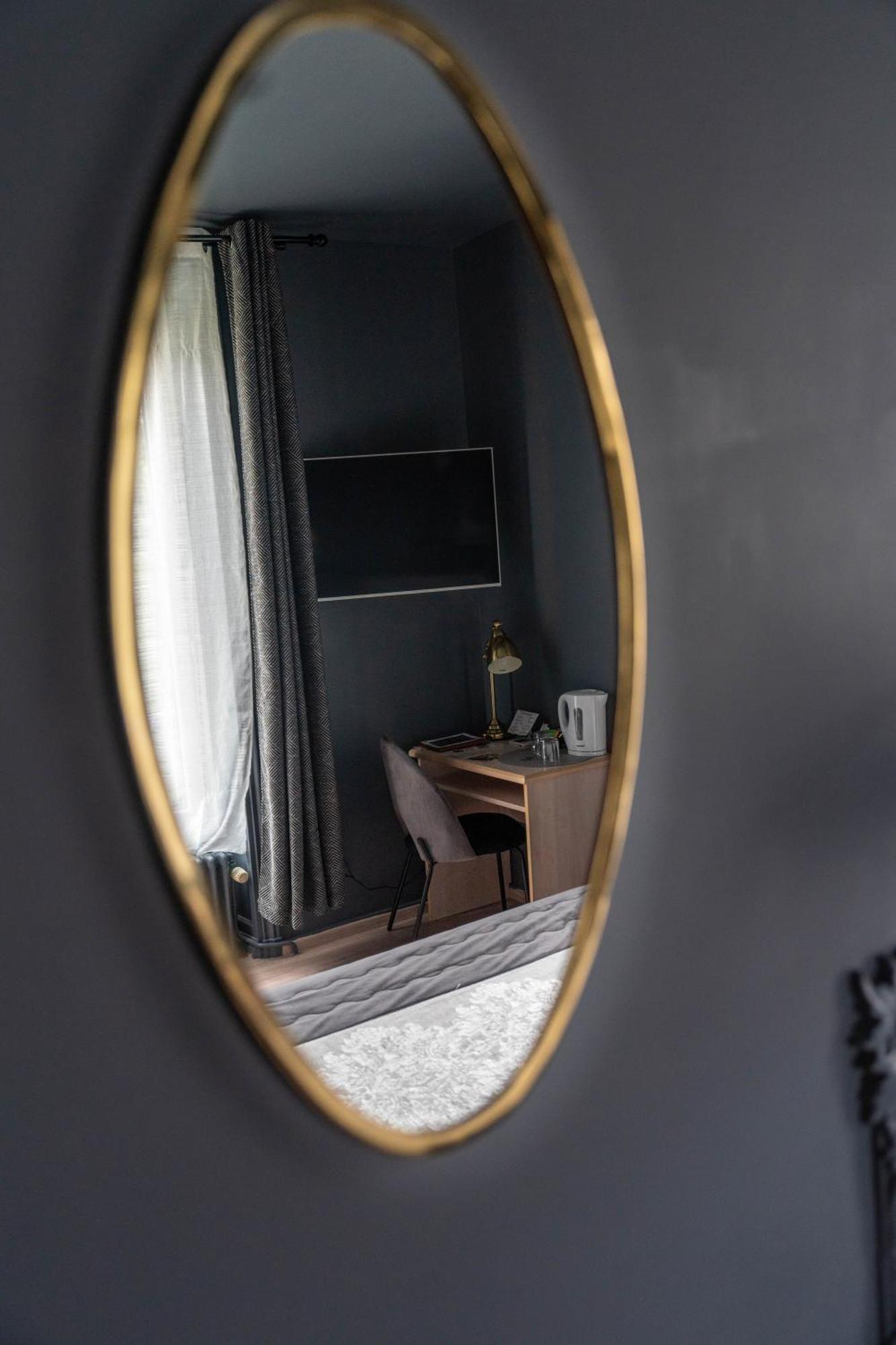 Hotel Des Dauphins Бургуэн Экстерьер фото